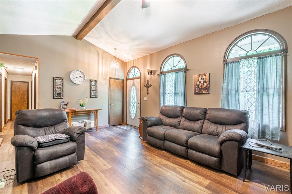 292 Quail Trail Uniontown, MO 63783 - Photo 6 of 51