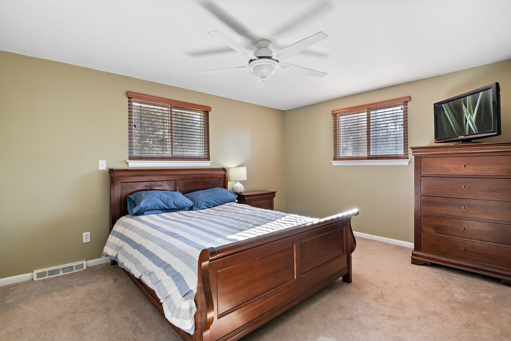 11 Old Farm Road Sharon, MA 02067 - Photo 8 of 20 Gallery Image 8