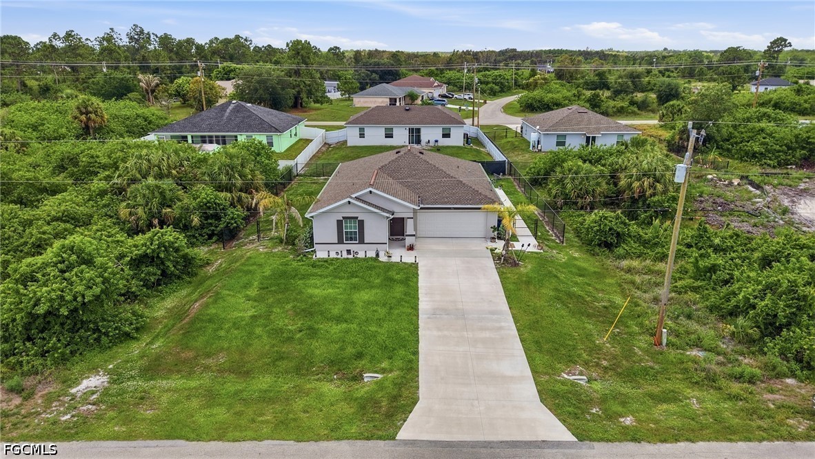 184 Peerless Street Lehigh Acres, FL 33974 - Photo 3 of 41