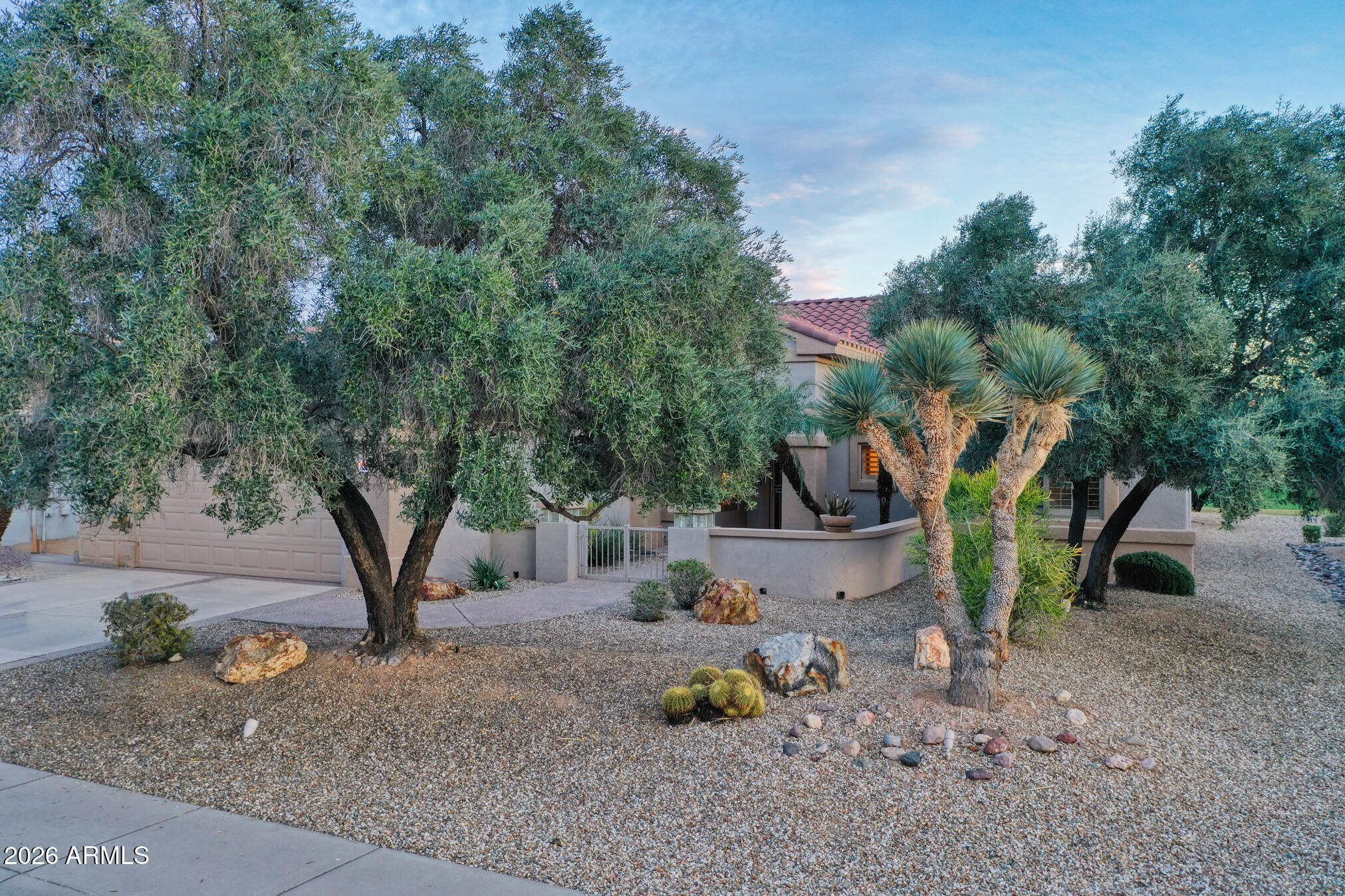 15357 West Paradiso Court Surprise, AZ 85374 - Photo 5 of 68 0846-jpg