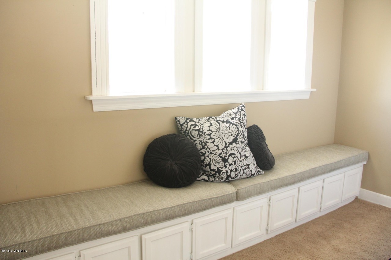 2210 North Gentry Mesa, AZ 85213 - Photo 7 of 11