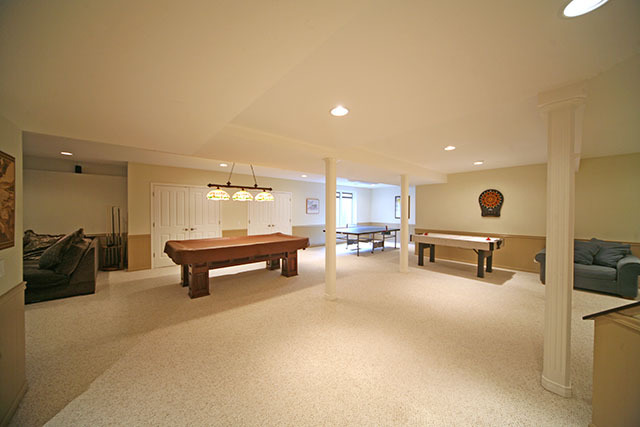 26W400 Churchill Road Winfield, IL 60190 - Photo 22 of 24 a living room with furniture