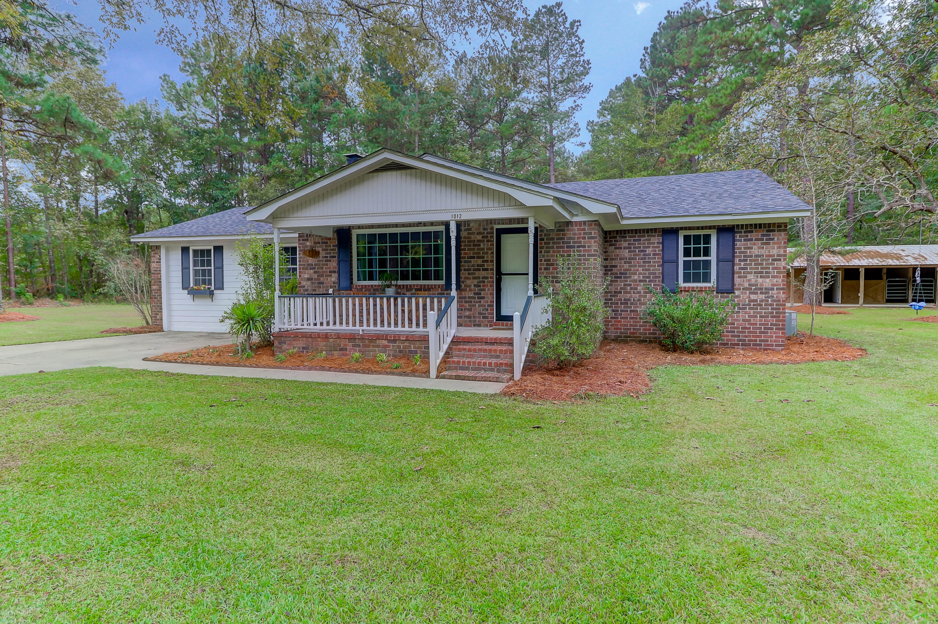 1012 Beaver Dam Road Bonneau, SC 29431 - Photo 34 of 52 1012 Beaver Dam (52)