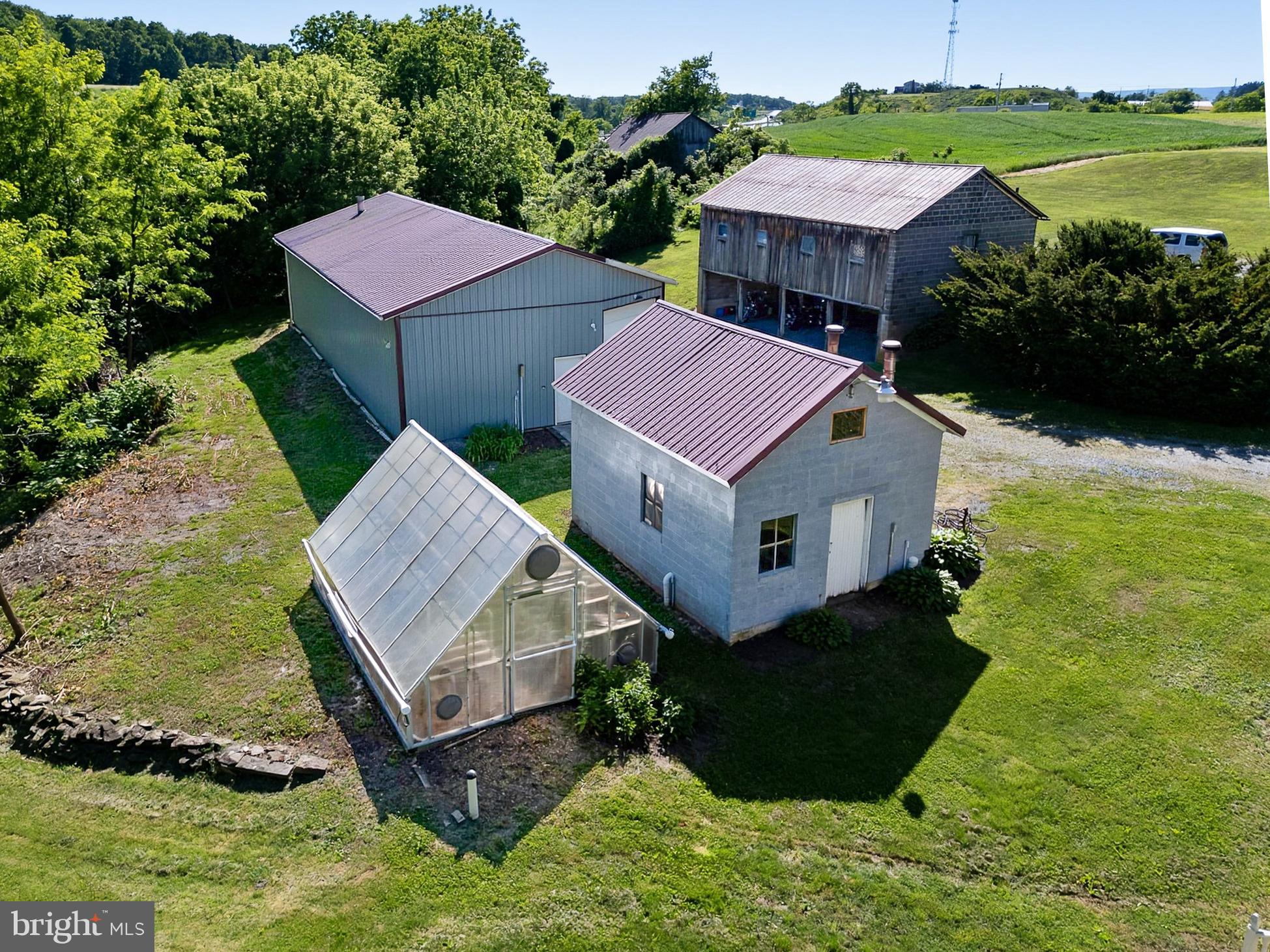 1306 Long Ln Road Lenhartsville, PA 19534 - Photo 11 of 76