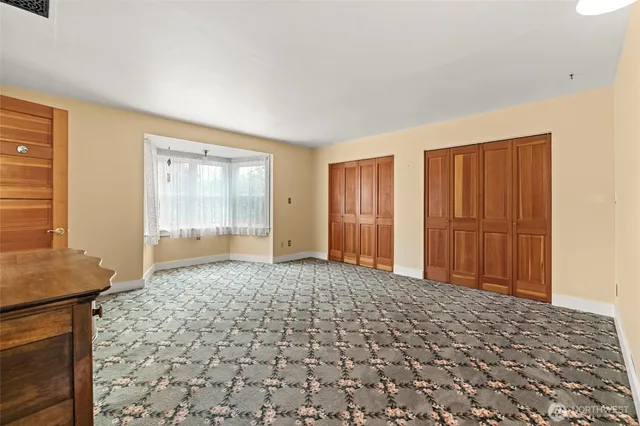 $799,000 | 401 Northeast 9th Street, Coupeville, WA 98239