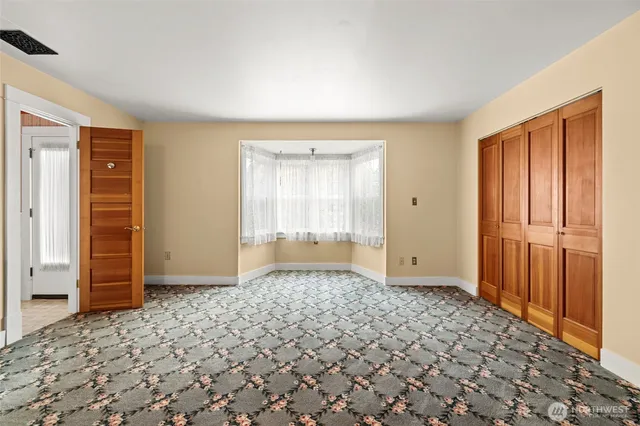 $799,000 | 401 Northeast 9th Street, Coupeville, WA 98239