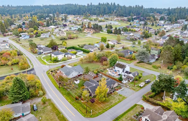 $799,000 | 401 Northeast 9th Street, Coupeville, WA 98239