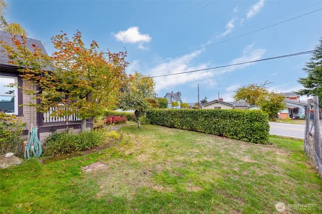 $799,000 | 401 Northeast 9th Street, Coupeville, WA 98239