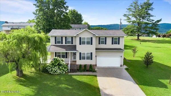 $360,000 | 168 Thelma Circle, Jacksboro, TN 37757