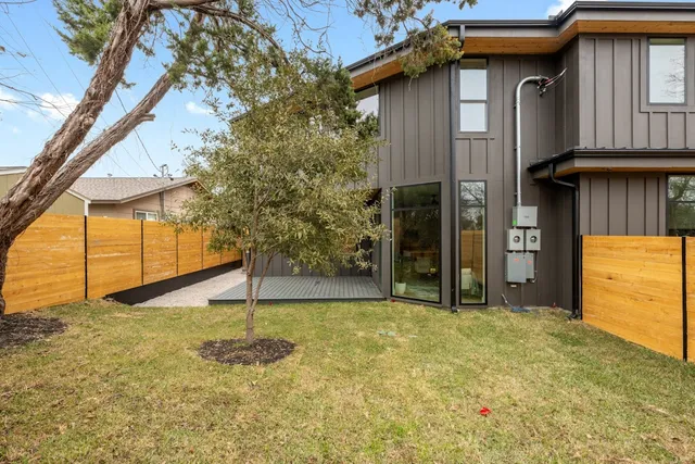 $3,900 | 1409 Valleyridge Drive, Unit A, Austin, TX 78704