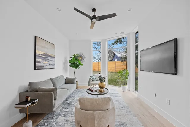 $3,900 | 1409 Valleyridge Drive, Unit A, Austin, TX 78704