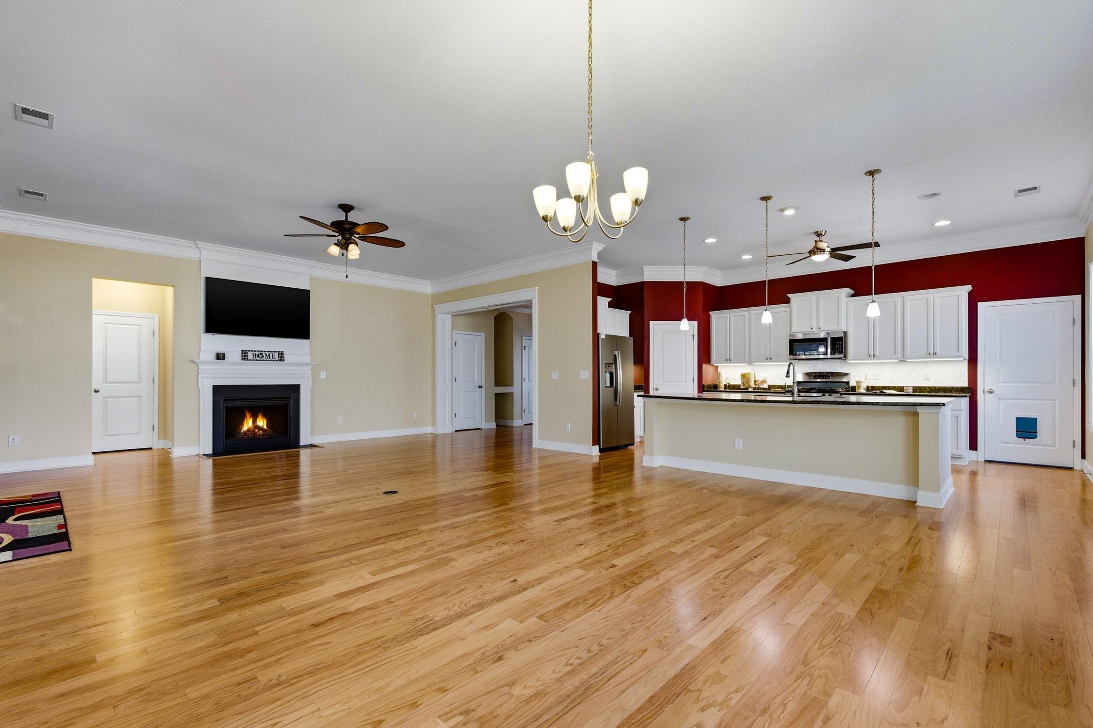 242 Hyacinth Loop Murrells Inlet, SC 29576 - Photo 8 of 44