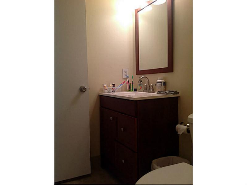 514 Fanshaw M, Unit 514 Boca Raton, FL 33434 - Photo 14 of 35 Bathroom Master