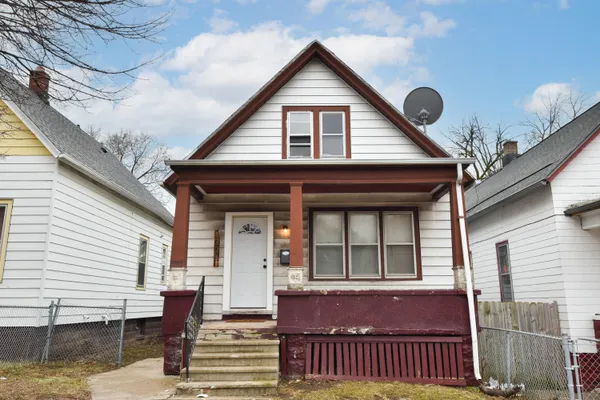 $109,900 | 1225 West Keefe Avenue, Milwaukee, WI 53206