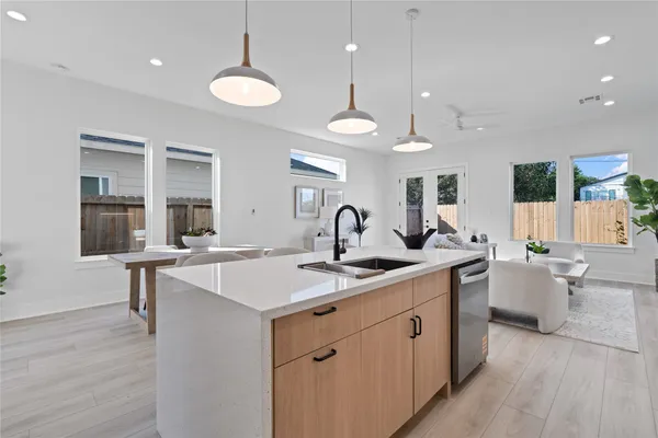 $364,990 | 3615 B Mt Pleasant Street, Houston, TX 77021