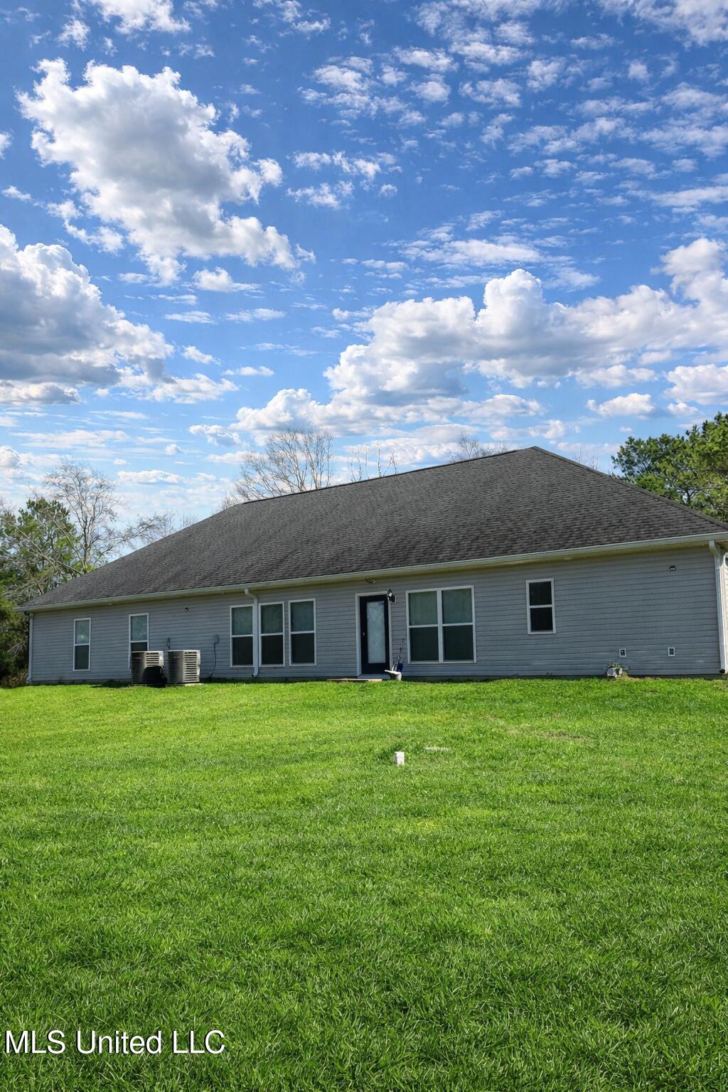 174 Hardy Williams Road Pinola, MS 39149 - Photo 3 of 22 REAR OF HOME
