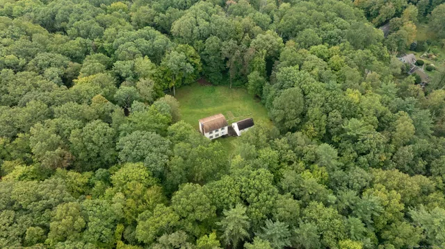 $575,000 | 64 Old Mt Tom Road, Litchfield, CT 06750