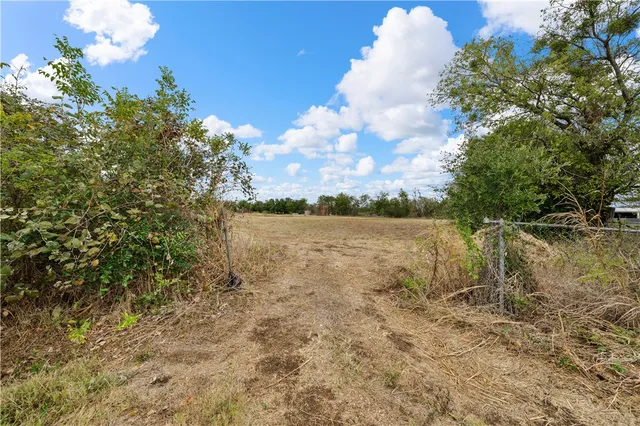 $350,000 | 11101 China Spring Road, Waco, TX 76708