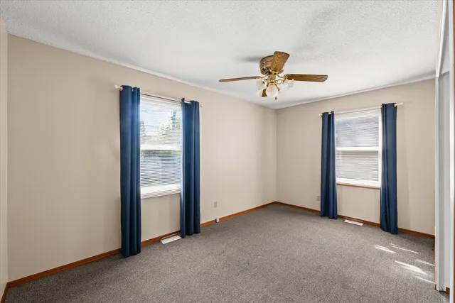 $189,900 | 1412 Greenridge Drive, Urbana, IL 61802