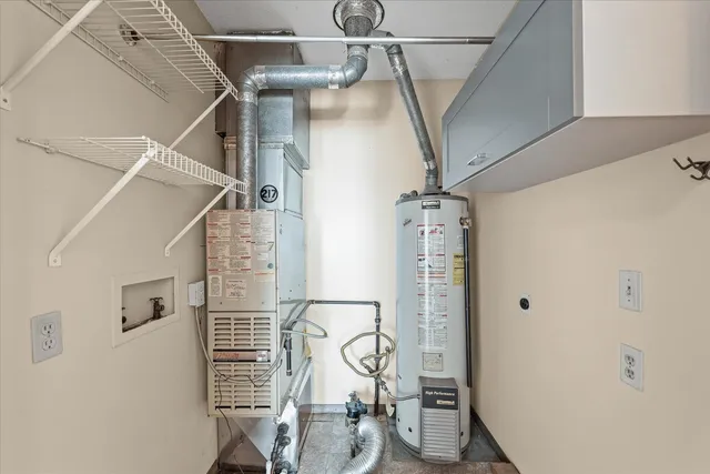 $189,900 | 1412 Greenridge Drive, Urbana, IL 61802