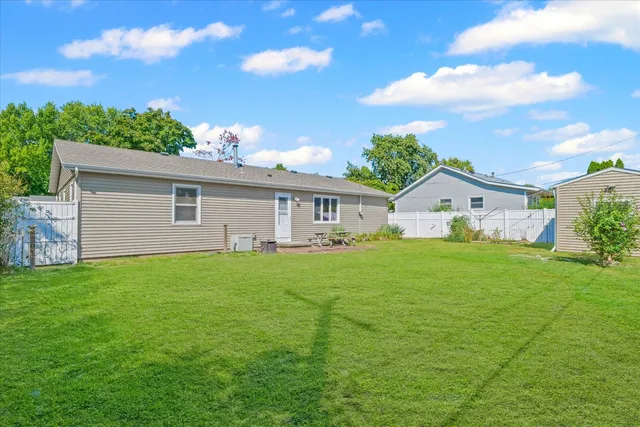 $189,900 | 1412 Greenridge Drive, Urbana, IL 61802