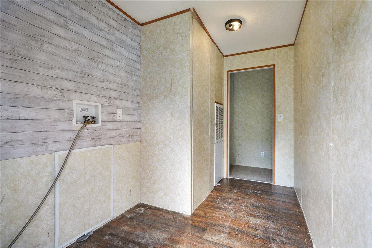 101 Liberty Street Bonneau, SC 29431 - Photo 14 of 27 42-101 Liberty St Bonneau SC-59