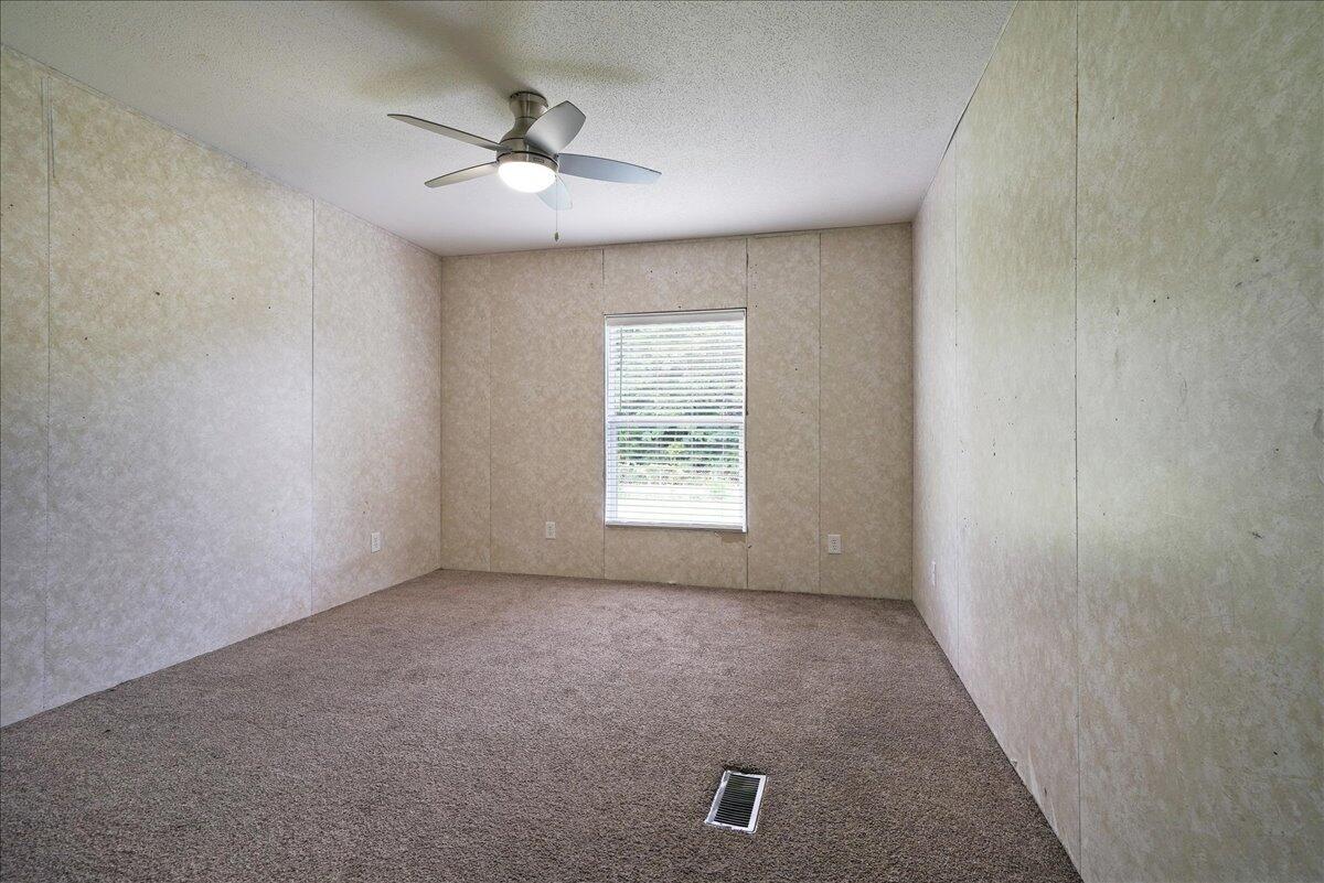 101 Liberty Street Bonneau, SC 29431 - Photo 16 of 27 44-101 Liberty St Bonneau SC-66