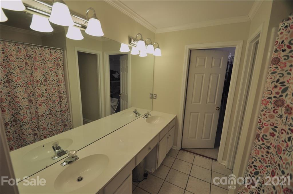 14062 Dingess Road Charlotte, NC 28273 - Photo 11 of 18 Gallery Image 11