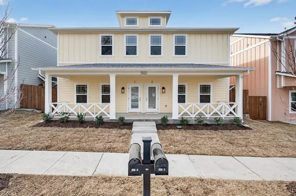 $2,395 | 502 East Kimball Street, Unit 1, Mansfield, TX 76063