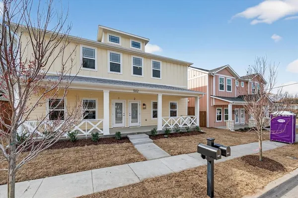 $2,395 | 502 East Kimball Street, Unit 1, Mansfield, TX 76063