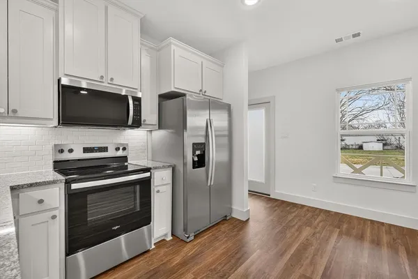 $2,395 | 502 East Kimball Street, Unit 1, Mansfield, TX 76063