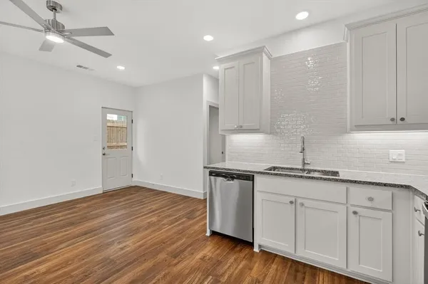 $2,395 | 502 East Kimball Street, Unit 1, Mansfield, TX 76063
