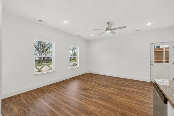 $2,395 | 502 East Kimball Street, Unit 1, Mansfield, TX 76063