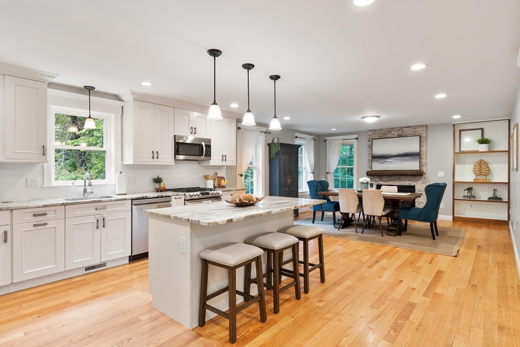171 Depot Road Boxborough, MA 01719 - Photo 6 of 37