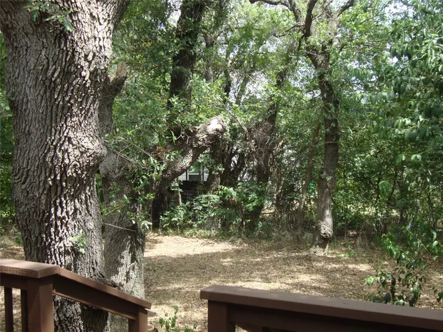 $1,500 | 18311 Redbud Lane, Jonestown, TX 78645