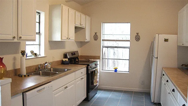 $1,500 | 18311 Redbud Lane, Jonestown, TX 78645