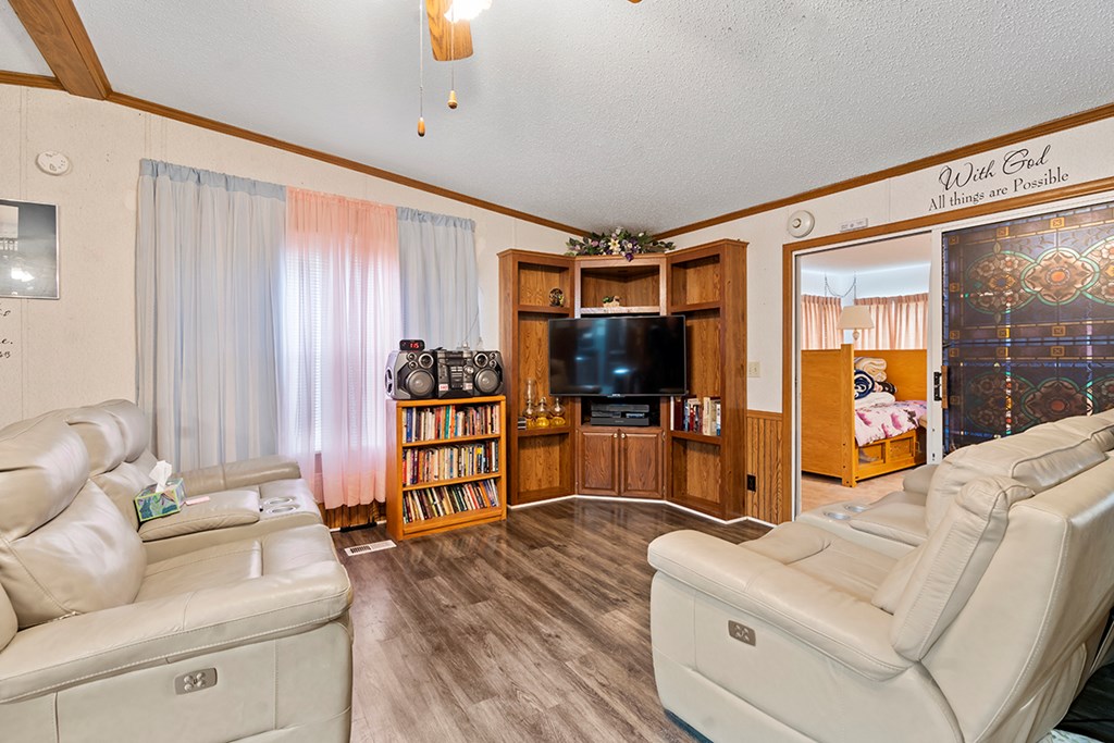 475 Puckett Ferry Road Cross Hill, SC 29332 - Photo 8 of 22 Gallery Image 8