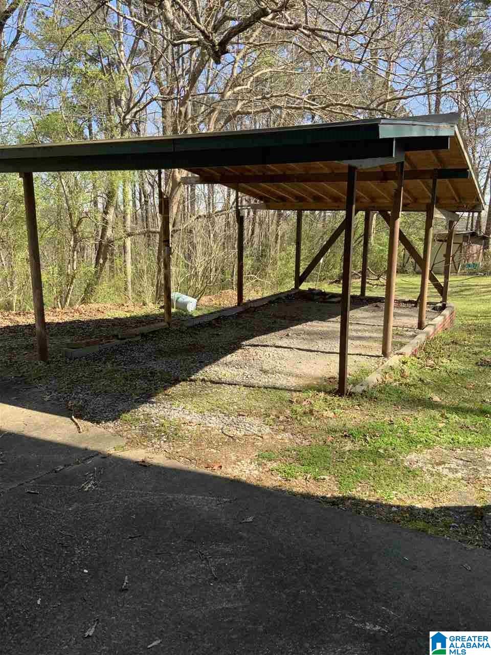 2009 Thornhill Road Fultondale, AL 35068 - Photo 3 of 19