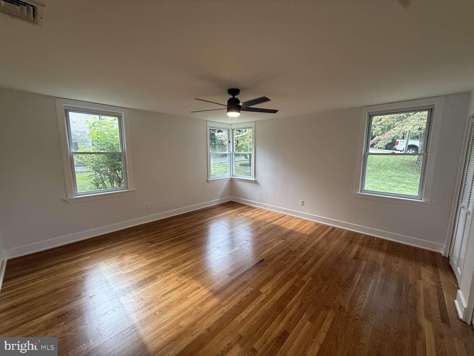 7949 Rolling Green Road Cheltenham, PA 19012 - Photo 20 of 41 Gallery Image 20