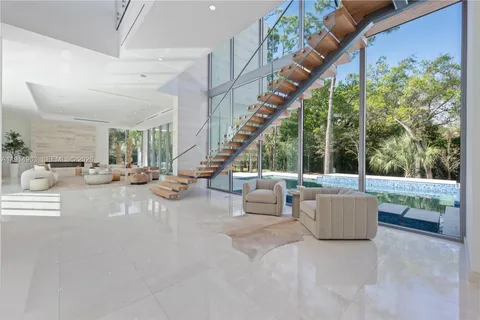 $9,650,000 | 6720 Southwest 98th Street, Pinecrest, FL 33156
