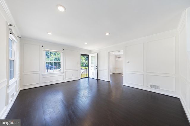 $940,000 | 2822 Lorcom Lane, Arlington, VA 22201