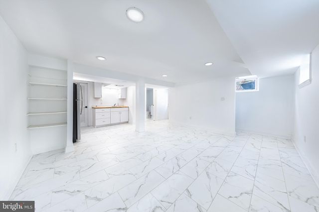 $940,000 | 2822 Lorcom Lane, Arlington, VA 22201