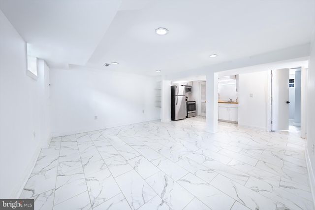 $940,000 | 2822 Lorcom Lane, Arlington, VA 22201