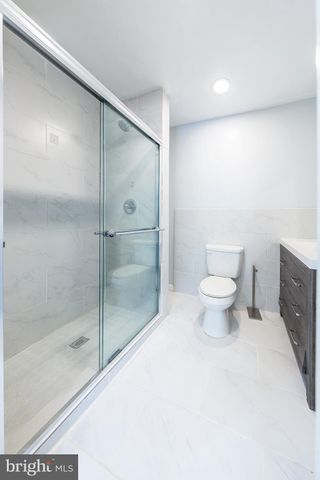 $940,000 | 2822 Lorcom Lane, Arlington, VA 22201