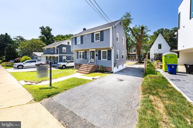 $940,000 | 2822 Lorcom Lane, Arlington, VA 22201