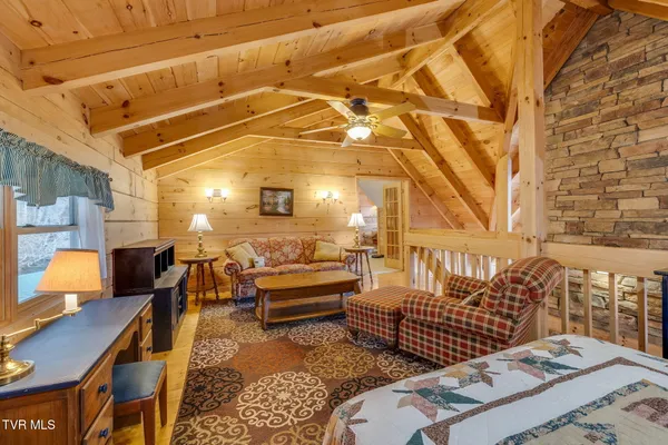 $699,900 | 107 Deer Run Drive, Flag Pond, TN 37657