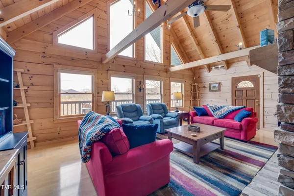 $699,900 | 107 Deer Run Drive, Flag Pond, TN 37657