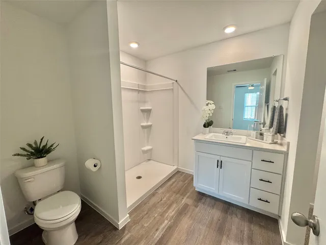 $2,100 | 40962 Seasoned Oak Lane, Magnolia, TX 77354