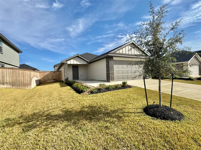 $2,100 | 40962 Seasoned Oak Lane, Magnolia, TX 77354