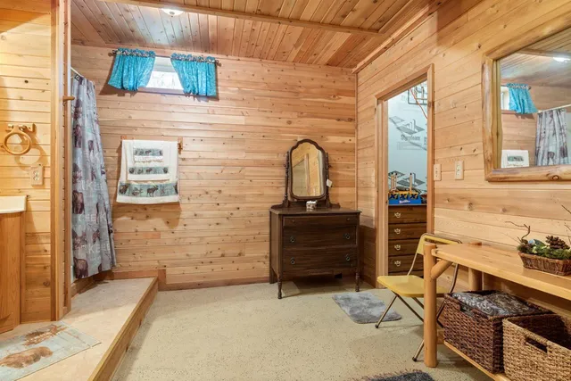 $925,000 | 4281 End Of Trail Lane, Tower, MN 55790